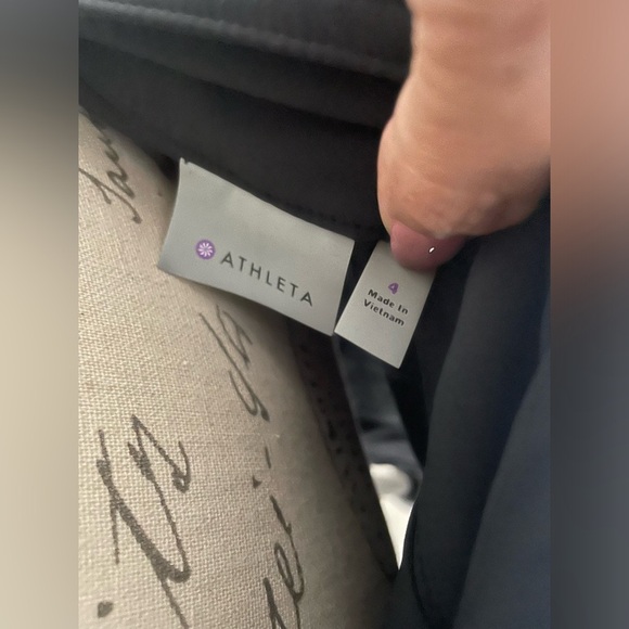 ATHLETA black  Wear About Skort - Picture 9 of 9